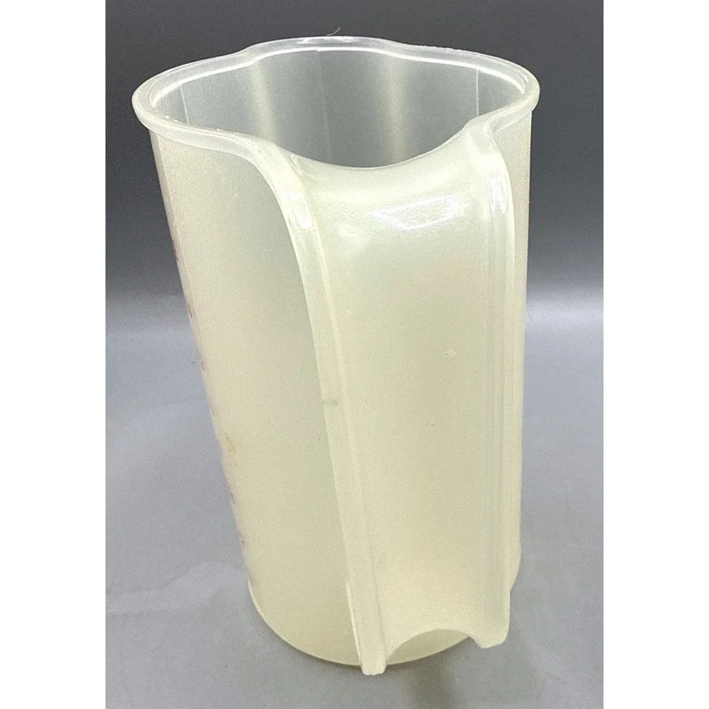 Tupperware Vintage 2 Cup Measuring Pitcher 1669-4 Frosted Red Letters 500mL 16oz